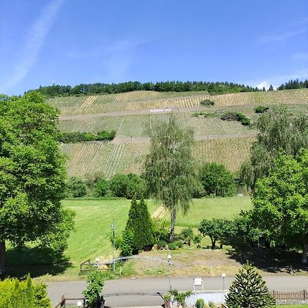 Gaestehaus Schneider Brauneberg Eksteriør billede