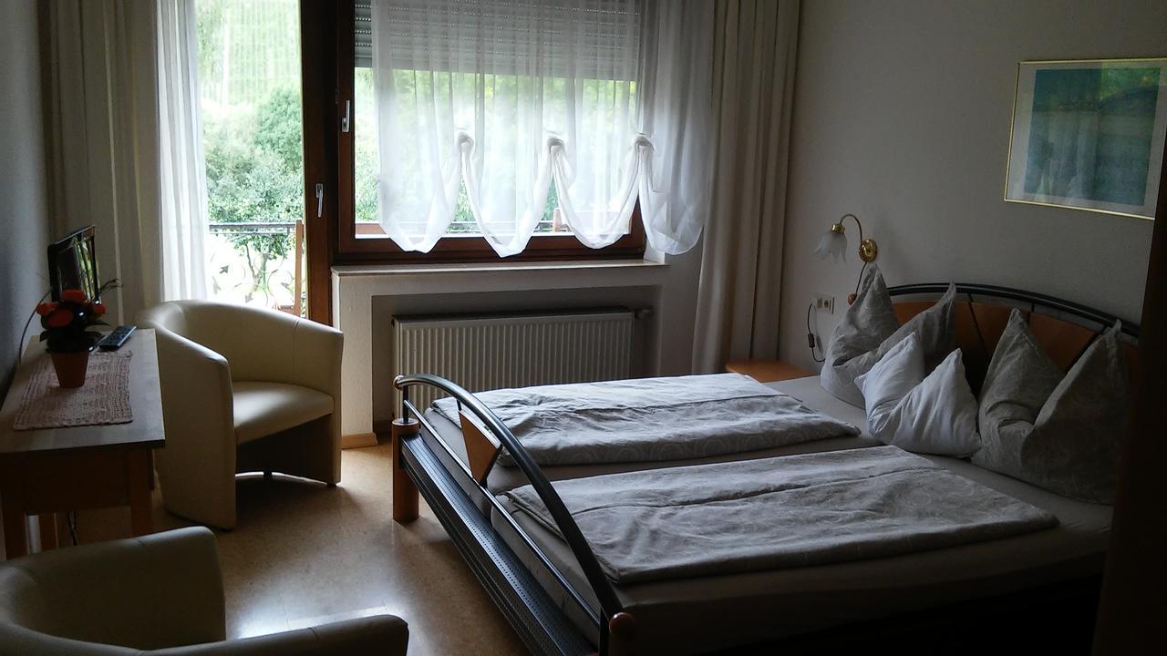 Gaestehaus Schneider Brauneberg Eksteriør billede