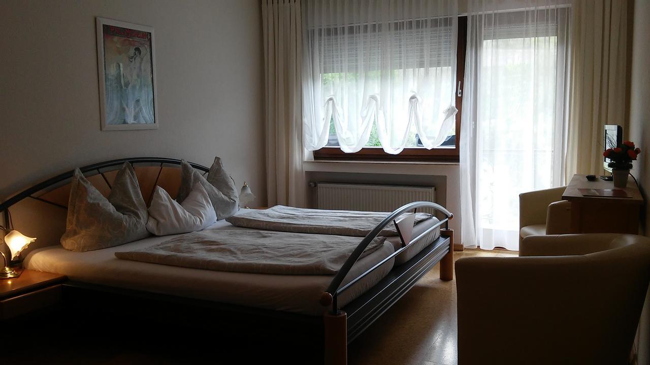 Gaestehaus Schneider Brauneberg Eksteriør billede