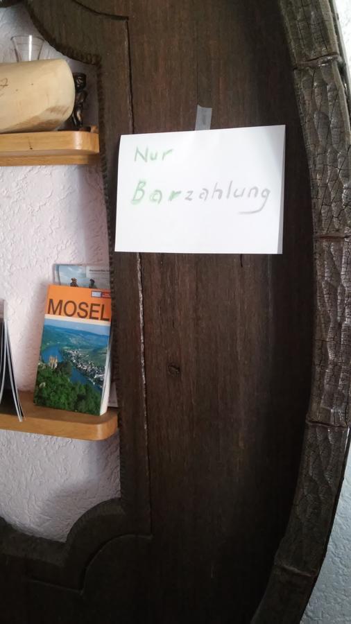 Gaestehaus Schneider Brauneberg Eksteriør billede